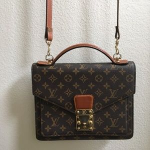 Crossbody Purse